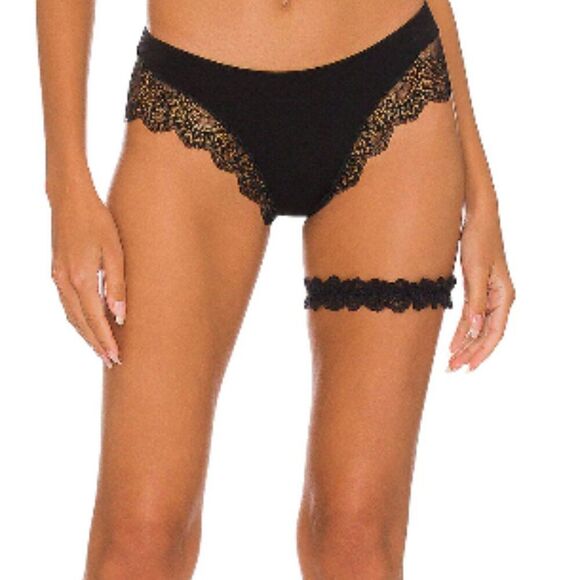 NWT Free People x HAH One & Done Lace Garter Headband Scrunchie in Noir (Black) - Picture 2 of 14